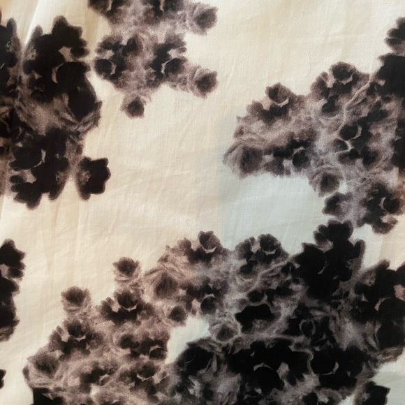 RW&CO Flower Print Dress 00 - Picture 2 of 3